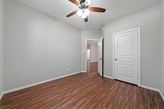 6015 Burnet Bend Avenue, Crosby, TX 77532