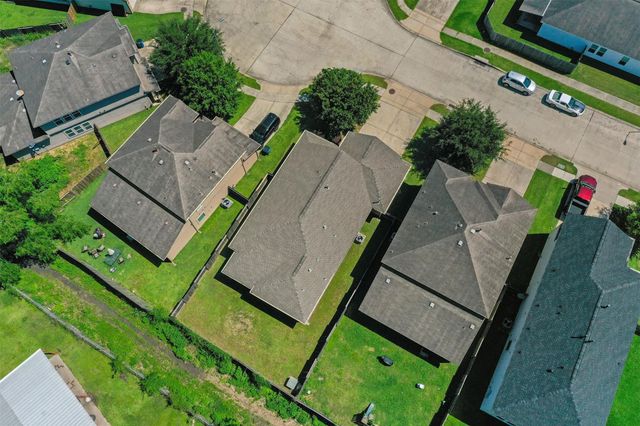 6015 Burnet Bend Avenue, Crosby, TX 77532