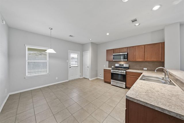 6015 Burnet Bend Avenue, Crosby, TX 77532