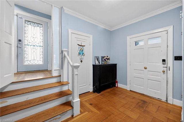 1500 Cloverdale Avenue, Winston-salem, NC 27104