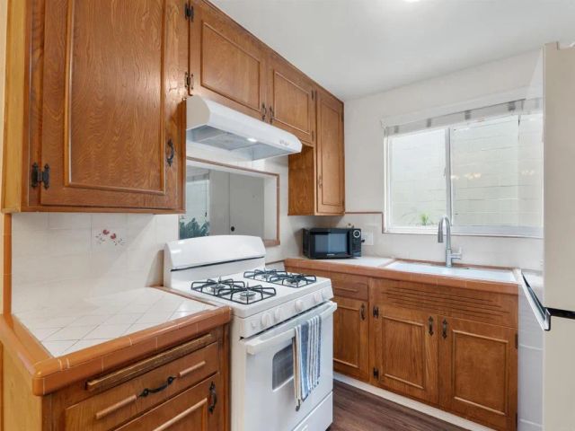 5445 Mildred Street, San Diego, CA 92110