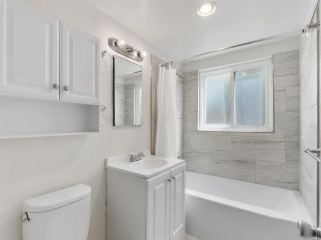 5445 Mildred Street, San Diego, CA 92110