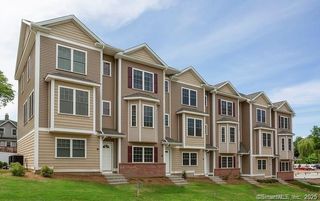 35 Ringgold Street 206, West Hartford, CT 06119