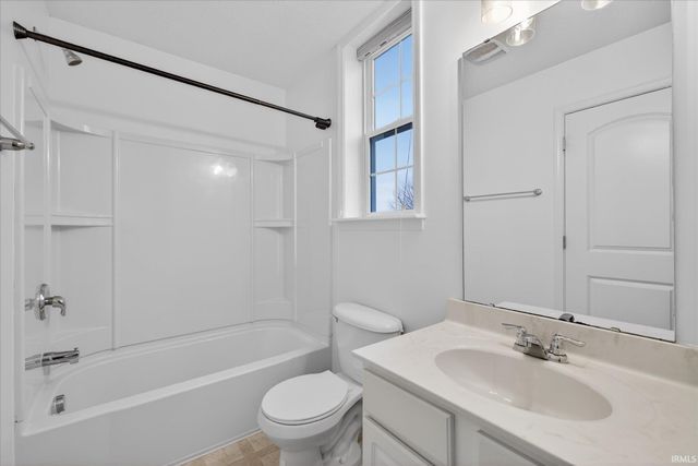 225 S Cave Creek Drive, Bloomington, IN 47403