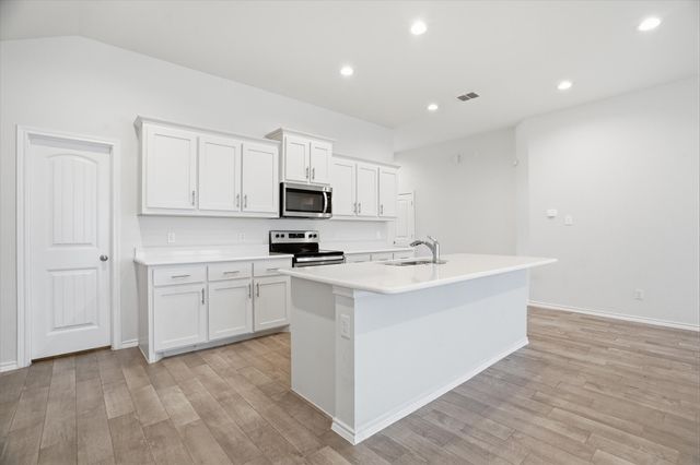 428 Edgewick Lane, Fort Worth, TX 76036