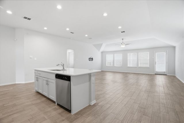 428 Edgewick Lane, Fort Worth, TX 76036