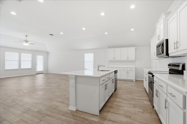 428 Edgewick Lane, Fort Worth, TX 76036