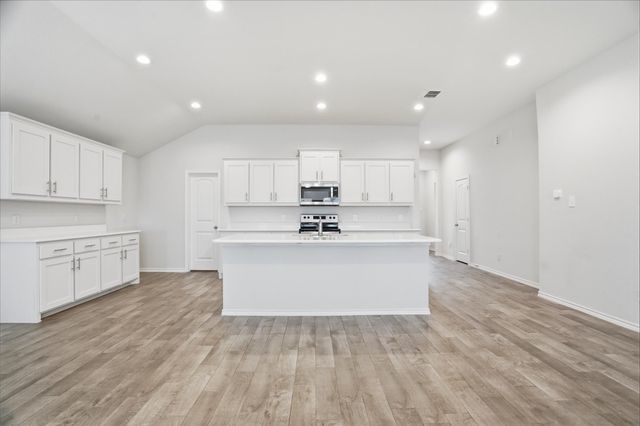 428 Edgewick Lane, Fort Worth, TX 76036