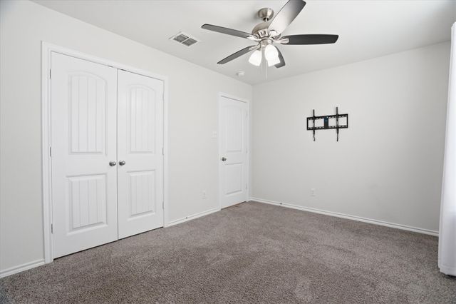 428 Edgewick Lane, Fort Worth, TX 76036