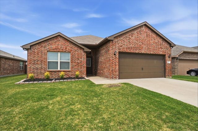 428 Edgewick Lane, Fort Worth, TX 76036