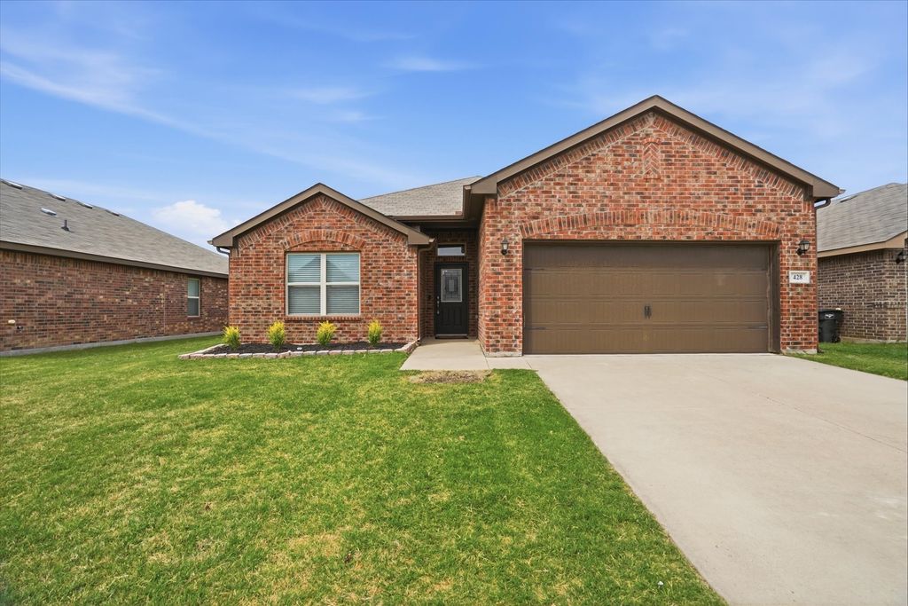 428 Edgewick Lane, Fort Worth, TX 76036