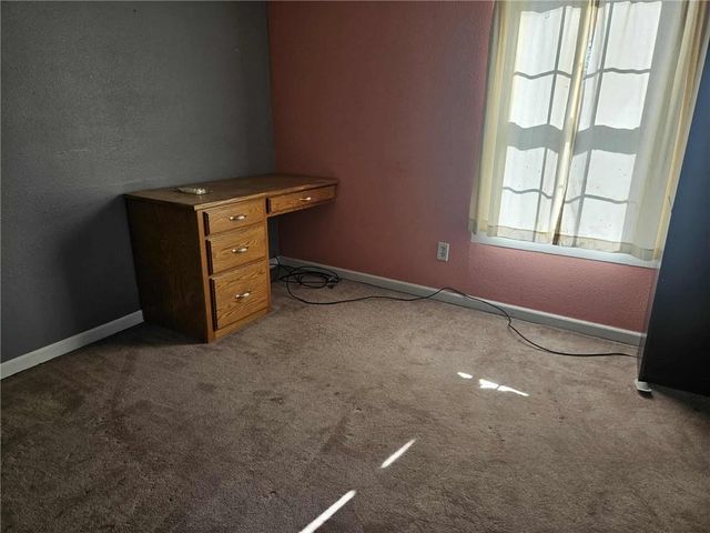 16003 E Katy Track Road, Nevada, MO 64772