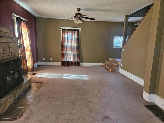 16003 E Katy Track Road, Nevada, MO 64772