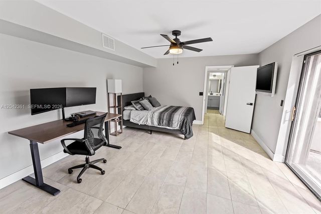 11867 SW 13th Ct, Davie, FL 33325