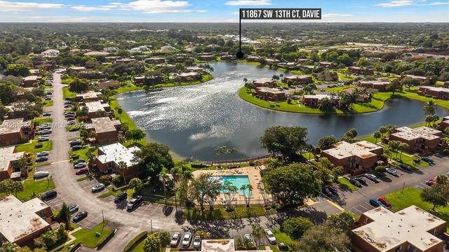 11867 SW 13th Ct, Davie, FL 33325
