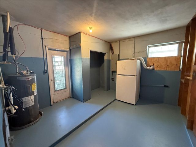 915 14TH STREET E, Bradenton, FL 34208