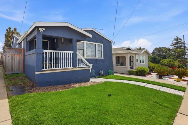 2468 Maxwell, Oakland, CA 94601