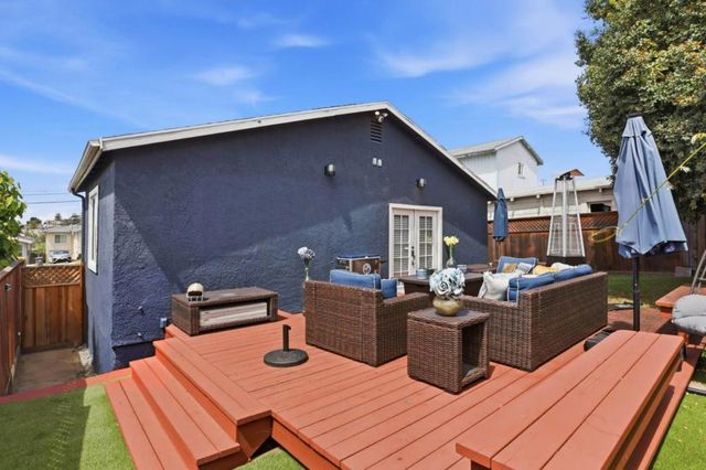 2468 Maxwell, Oakland, CA 94601
