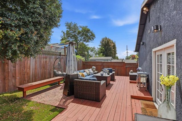 2468 Maxwell, Oakland, CA 94601