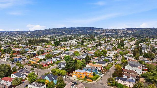 2468 Maxwell, Oakland, CA 94601