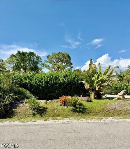 6690 Pineland RD, Bokeelia, FL 33922