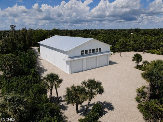 6690 Pineland RD, Bokeelia, FL 33922