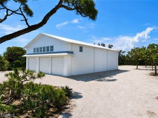 6690 Pineland RD, Bokeelia, FL 33922