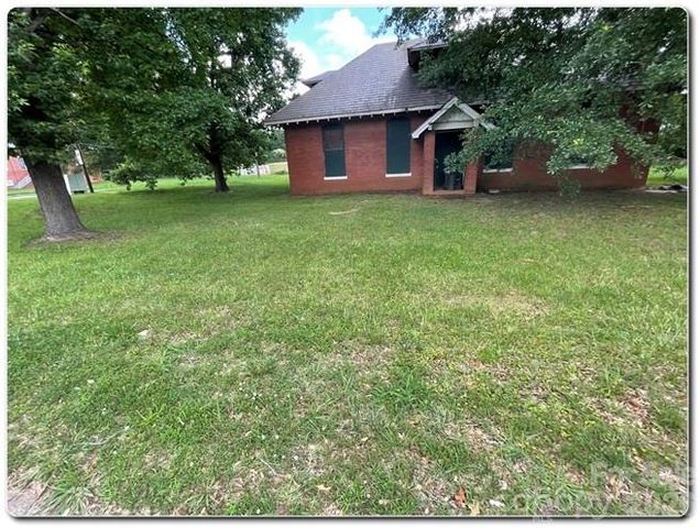 4145 Gossett Avenue, Charlotte, NC 28208