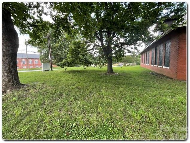 4145 Gossett Avenue, Charlotte, NC 28208