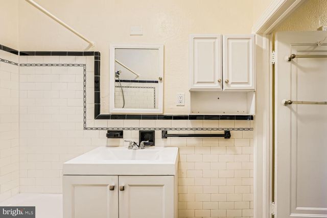 3220 SEQUOIA AVE, Baltimore, MD 21215