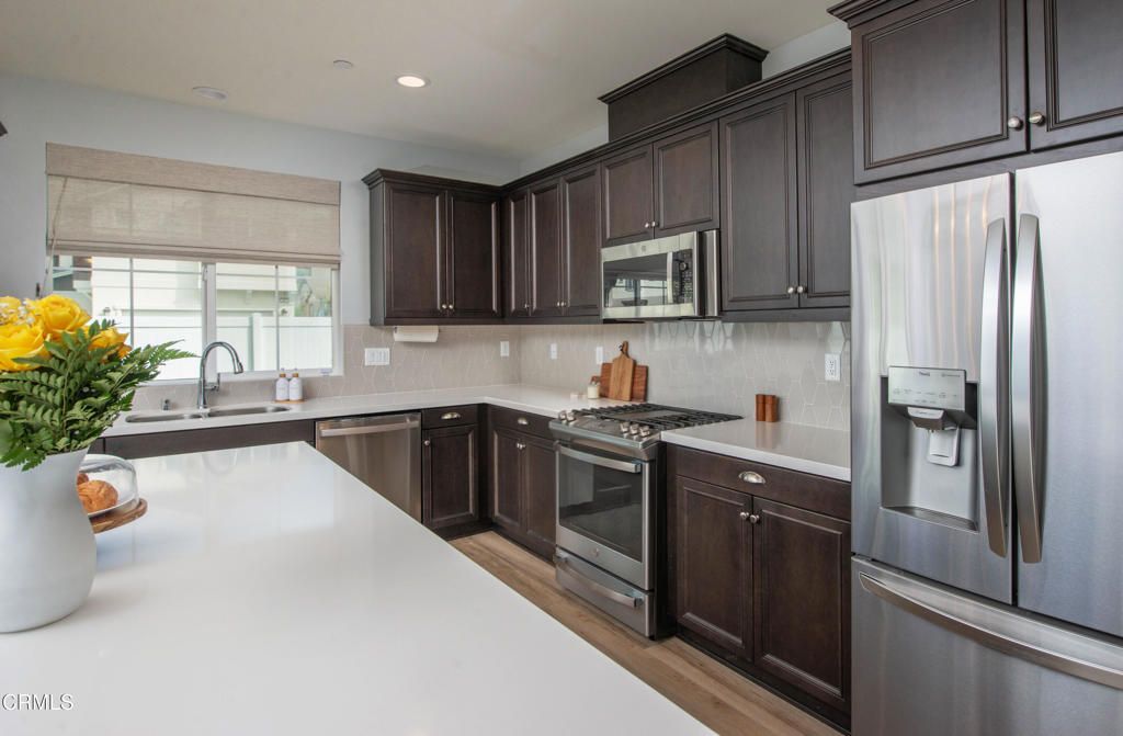 385 Azalea Street, Fillmore, CA 93015 — photo 5