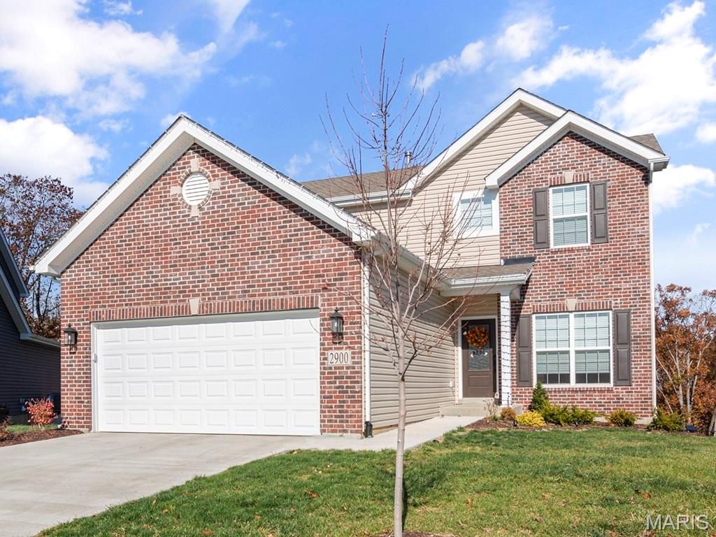 2 Berwick at River Bluffs Manors, Florissant, MO 63031