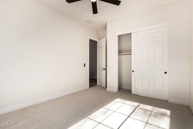 940 W MACAW Drive, Chandler, AZ 85286