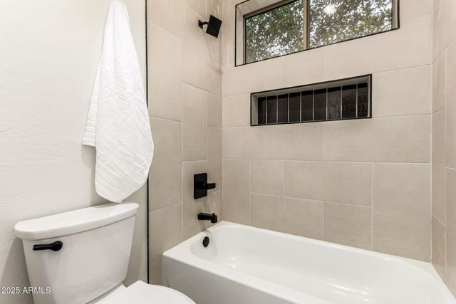 940 W MACAW Drive, Chandler, AZ 85286