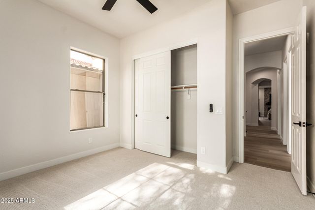 940 W MACAW Drive, Chandler, AZ 85286