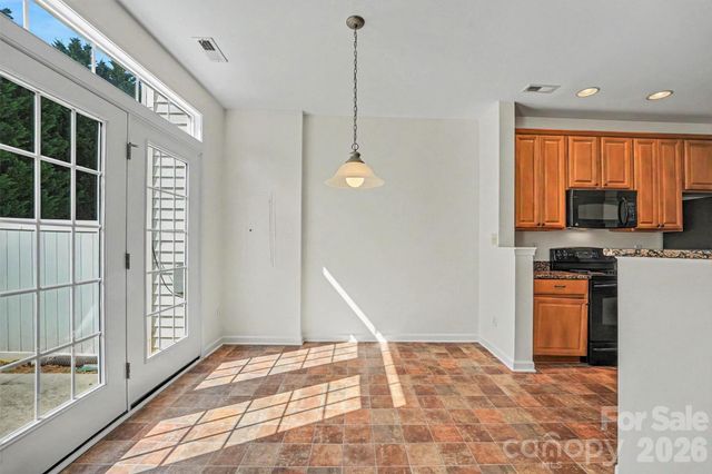 107 S Arcadian Way, Mooresville, NC 28117