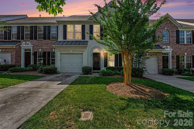 107 S Arcadian Way, Mooresville, NC 28117