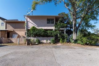 2137 Casa Rio Circle, Dickinson, TX 77539