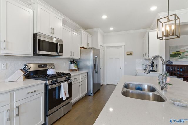 6526 Oak Meadow Drive, Owens Cross Roads, AL 35763