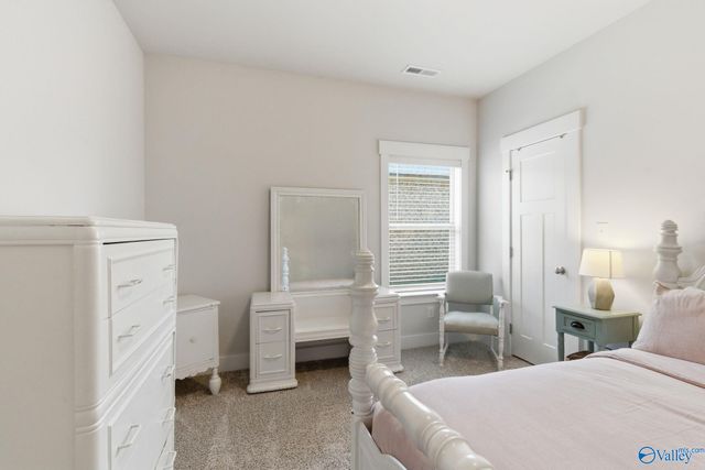 6526 Oak Meadow Drive, Owens Cross Roads, AL 35763