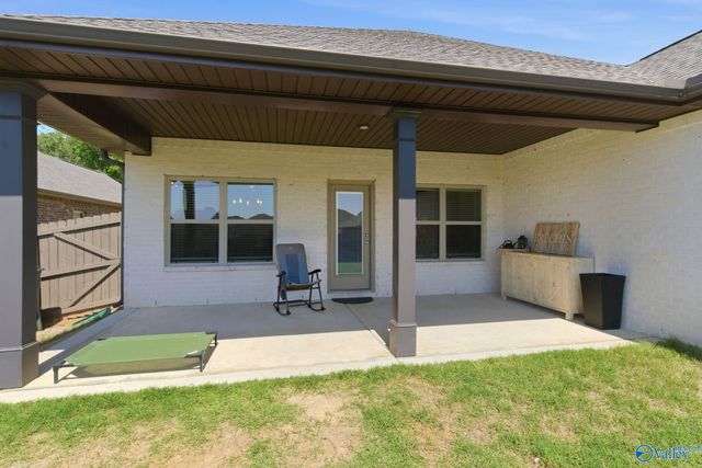 6526 Oak Meadow Drive, Owens Cross Roads, AL 35763