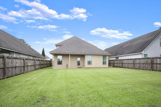 36437 Dutchtown Gardens Ave, Geismar, LA 70734