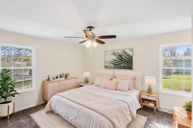 2004 N SOUTHWEST CT, Columbia, MO 65202