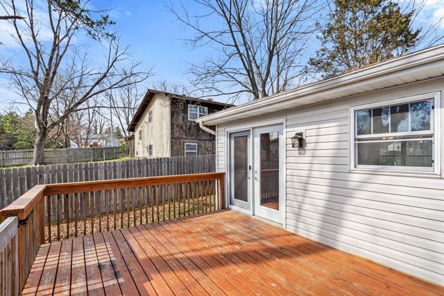 2004 N SOUTHWEST CT, Columbia, MO 65202