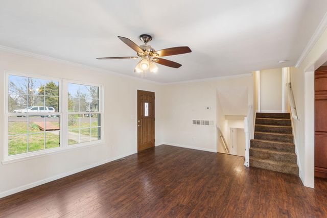 2004 N SOUTHWEST CT, Columbia, MO 65202