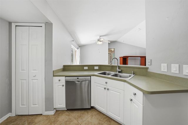 3181 SHEBOYGAN AVENUE, North Port, FL 34286