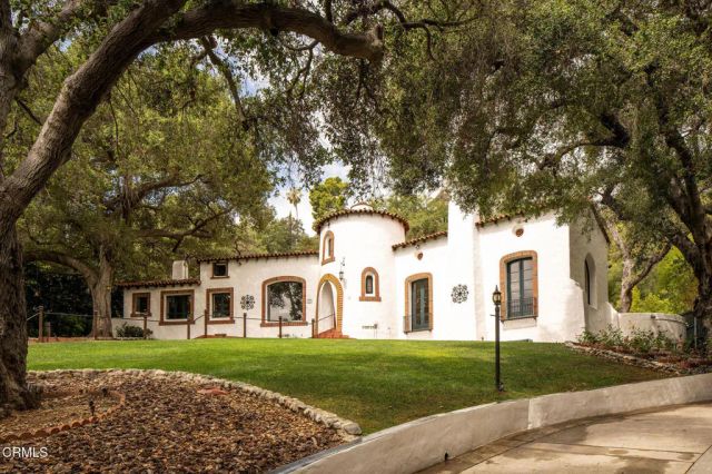 201 La Vereda Road, Pasadena, CA 91105