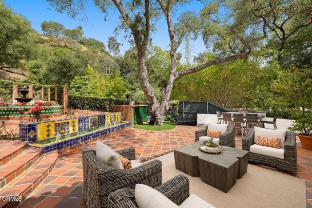 201 La Vereda Road, Pasadena, CA 91105