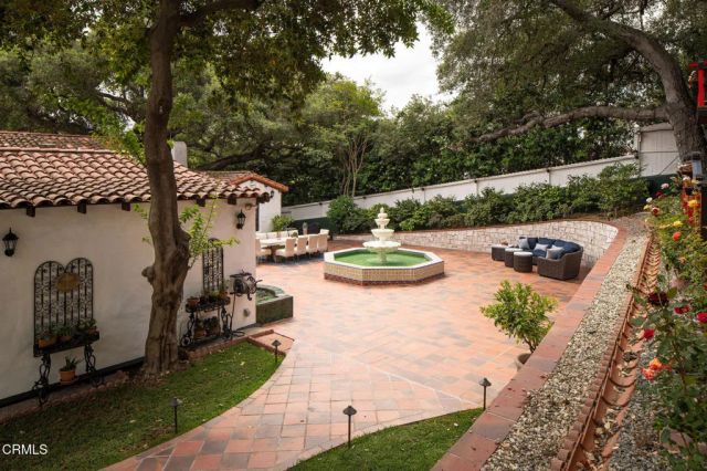 201 La Vereda Road, Pasadena, CA 91105