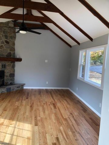 5 Warren Ln, Liberty Twp., NJ 07838